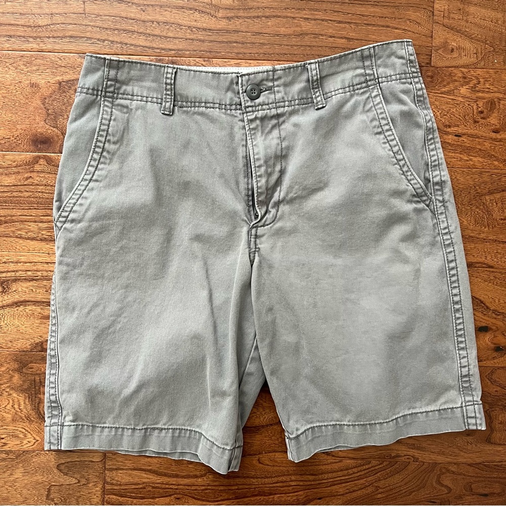 🚫NOT AVAILABLE🚫 Men's Old Navy shorts